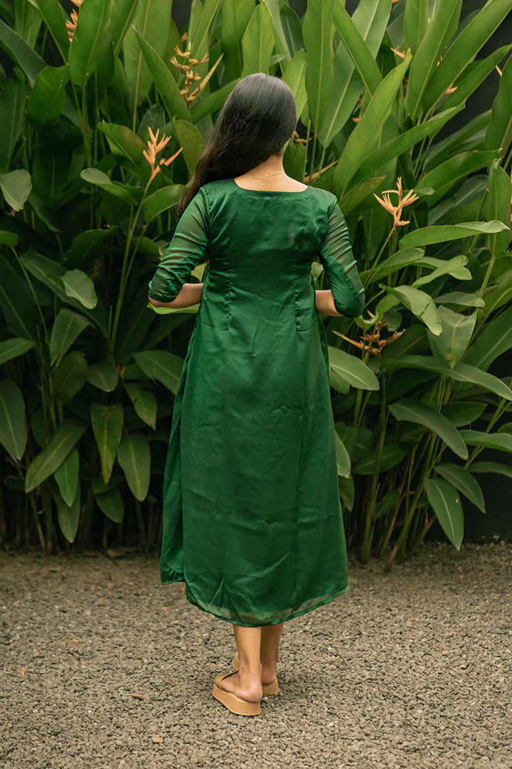 Dark Emerald Elegance